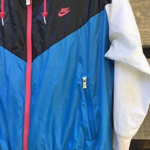 Nike windbreaker